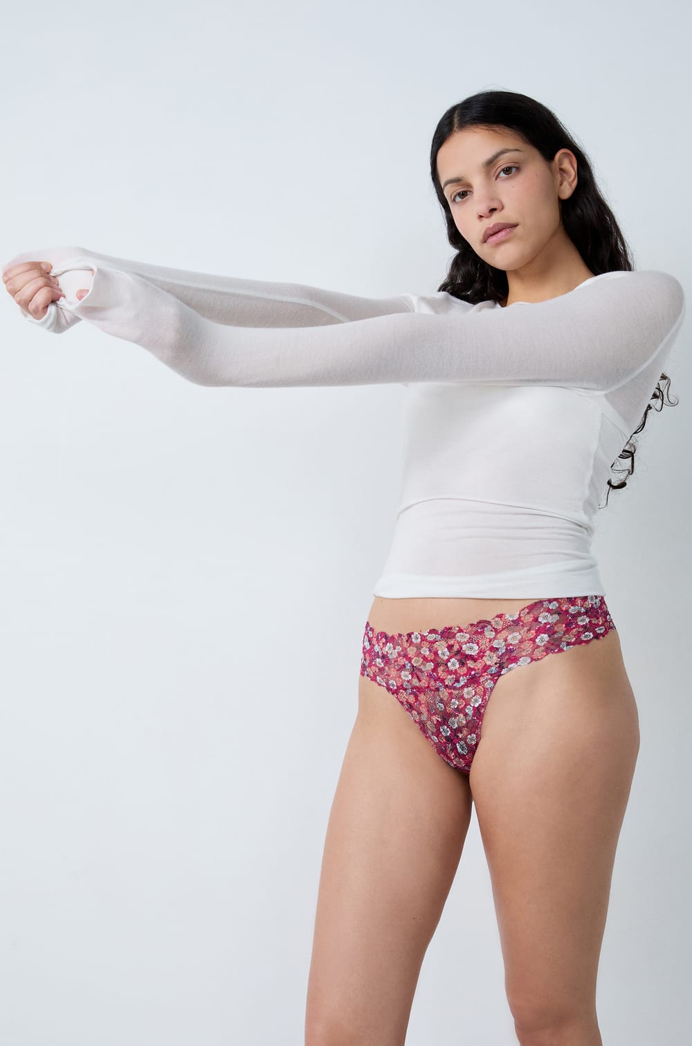 Printed lace thong;${refinementColor}