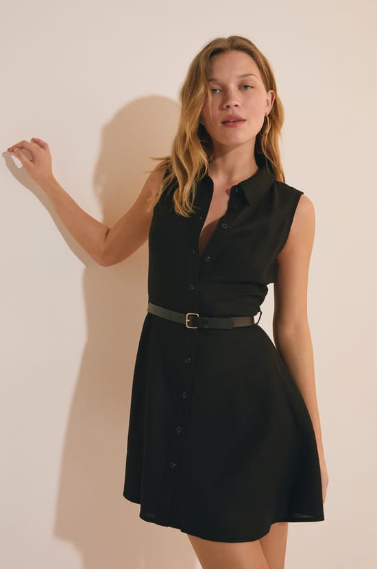 Robe courte sans manches avec lin;${refinementColor}