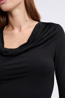 Long-sleeved T-shirt;${refinementColor}