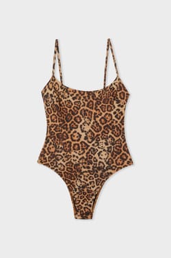 Ba&ntilde;ador brillante y con estampado de leopardo;${refinementColor}