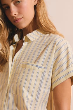 Camis&oacute;n de algod&oacute;n a rayas;${refinementColor}