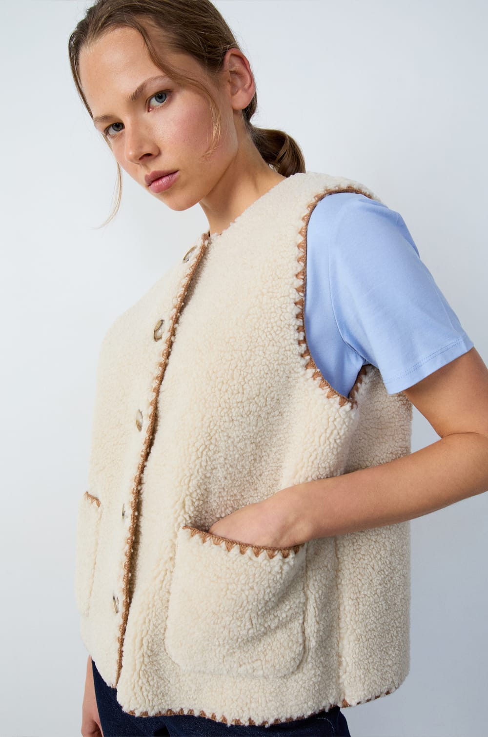 Sleeveless Bouclé Effect Jacket;${refinementColor}