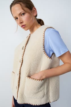 Sleeveless Bouclé Effect Jacket;${refinementColor}