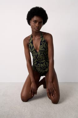 Maillot de bain 1 pièce gainant à motif;${refinementColor}