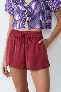 Short de pyjama satiné;${refinementColor}