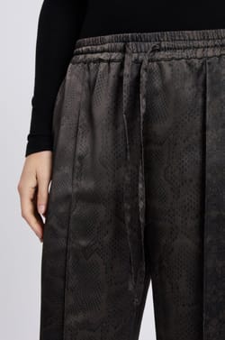 Pantalon à imprimé serpent;${refinementColor}