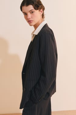 Veste blazer &agrave; rayures;${refinementColor}