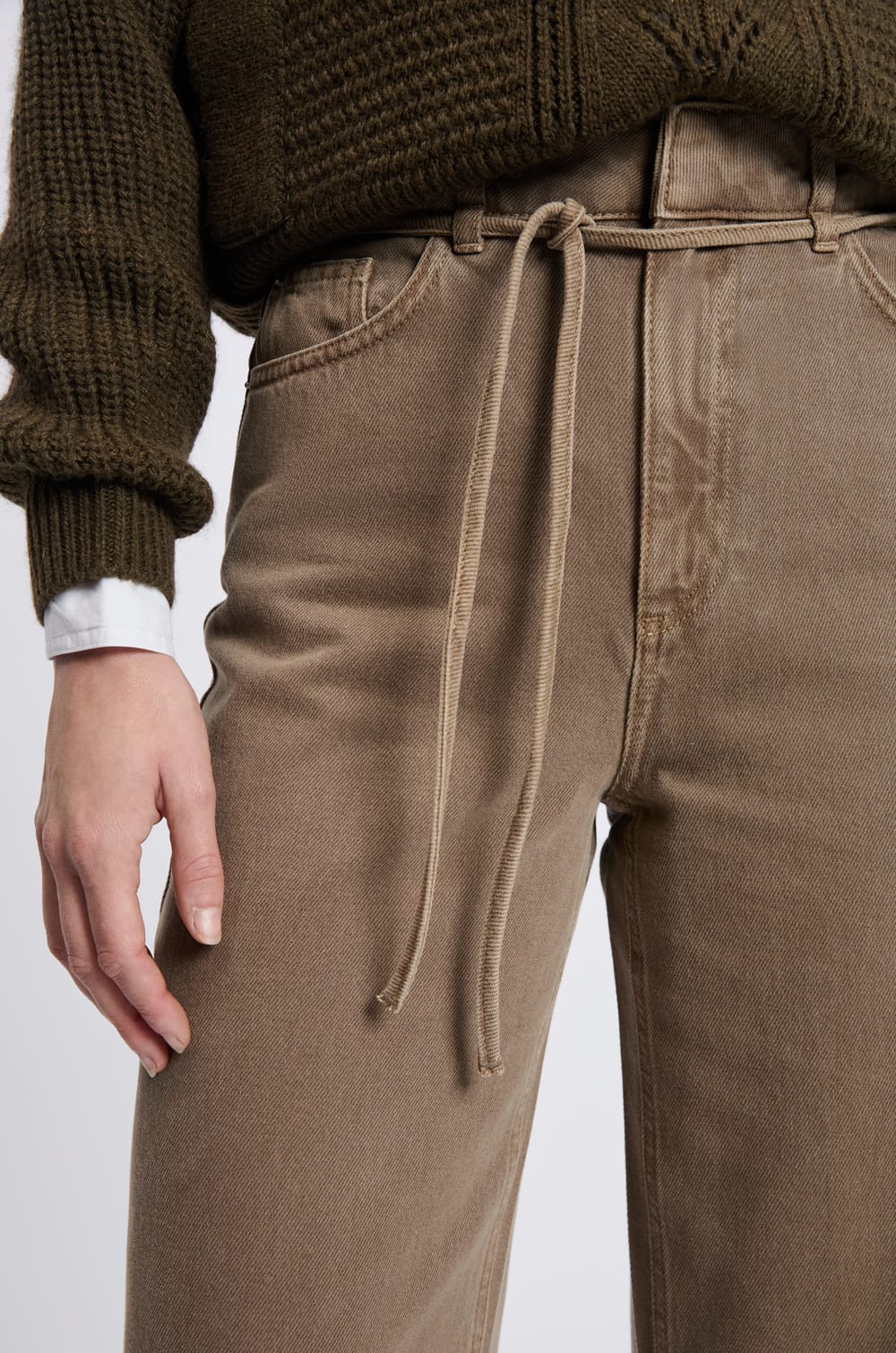 Jean large en coton à cordon;${refinementColor}