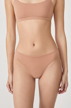 Tanga aus Mikrofaser;${refinementColor}
