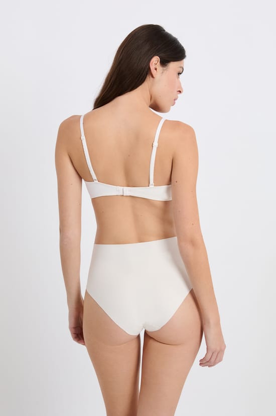 Wireless lightly lined microfibre bra;${refinementColor}