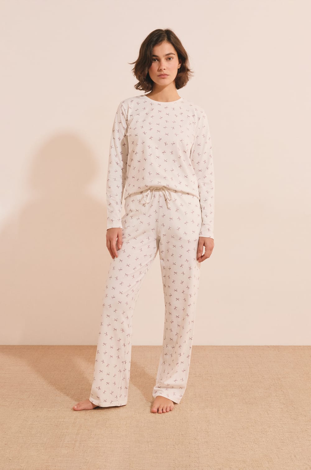 Ensemble de pyjama 3 pi&egrave;ces &agrave; imprim&eacute; noeuds;${refinementColor}