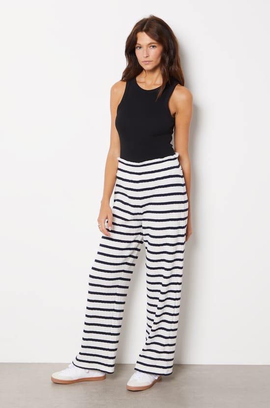 Wide Cut Striped Trousers;${refinementColor}