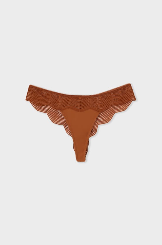 Tanga avec dentelle;${refinementColor}