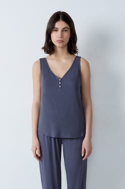   Camiseta de tirantes lisa;${refinementColor}