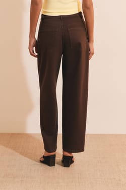 Jean barrel;${refinementColor}