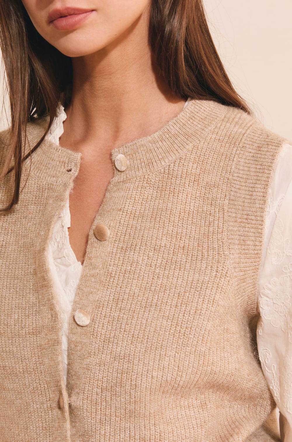 Gilet sans manches avec laine;${refinementColor}