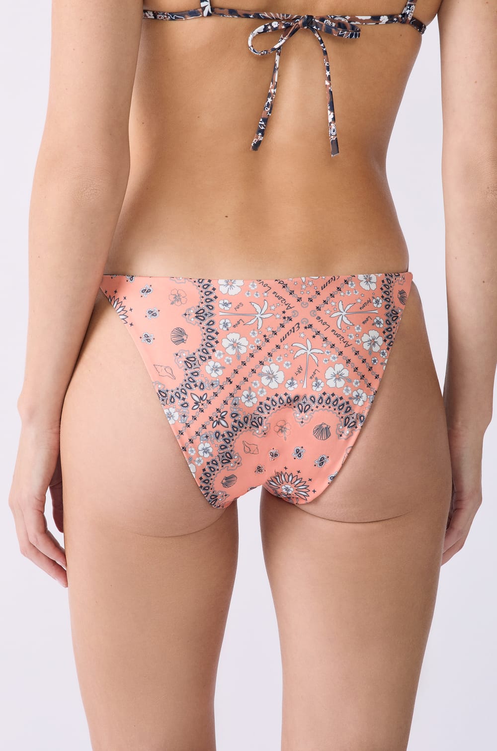 Braguita bikini lazada estampada reversible;${refinementColor}