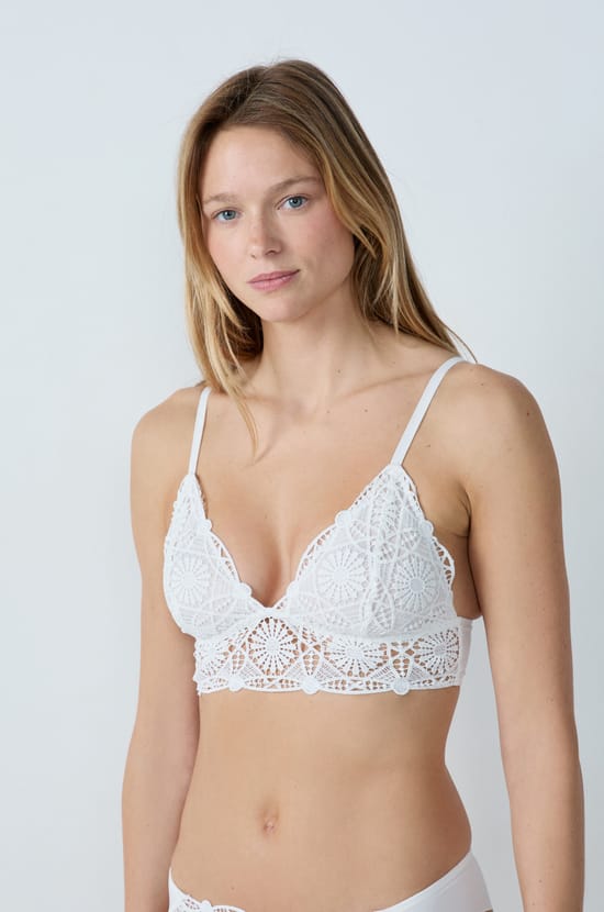 Wireless Embroidered Triangle Bra;${refinementColor}