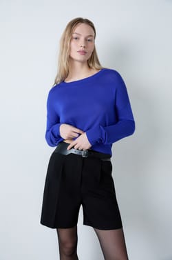 Round Neck Sweater;${refinementColor}