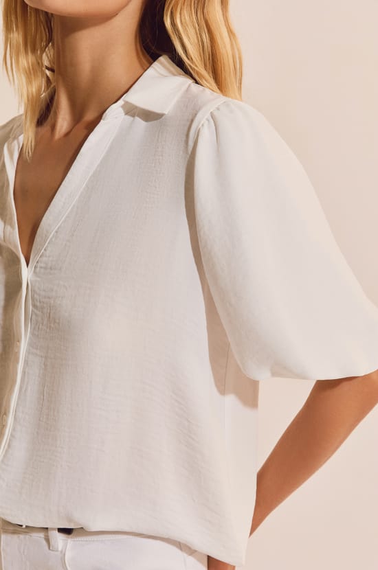 Short-sleeved Shirt;${refinementColor}