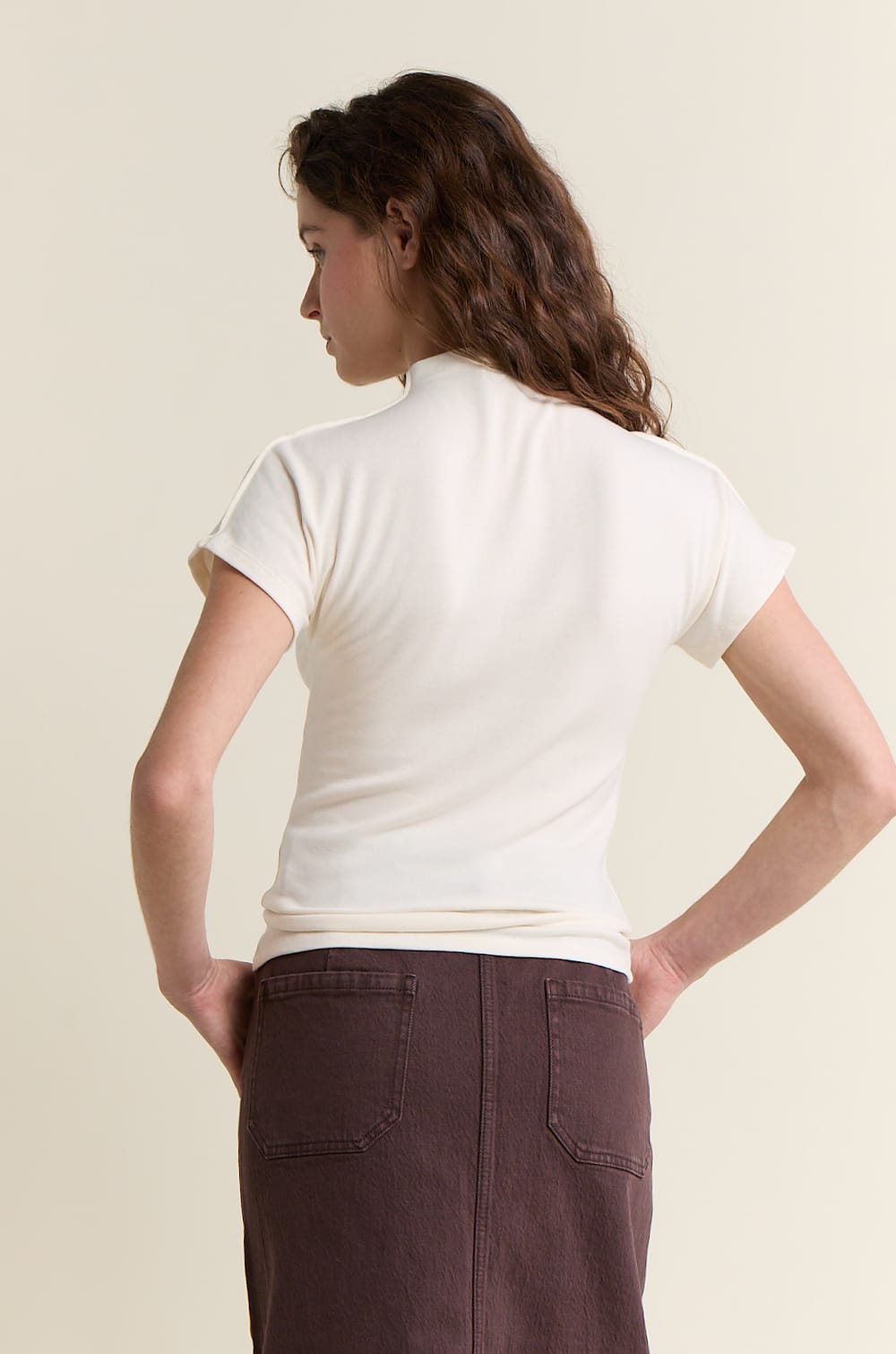 T-shirt &agrave; manches courtes &agrave; col montant;${refinementColor}