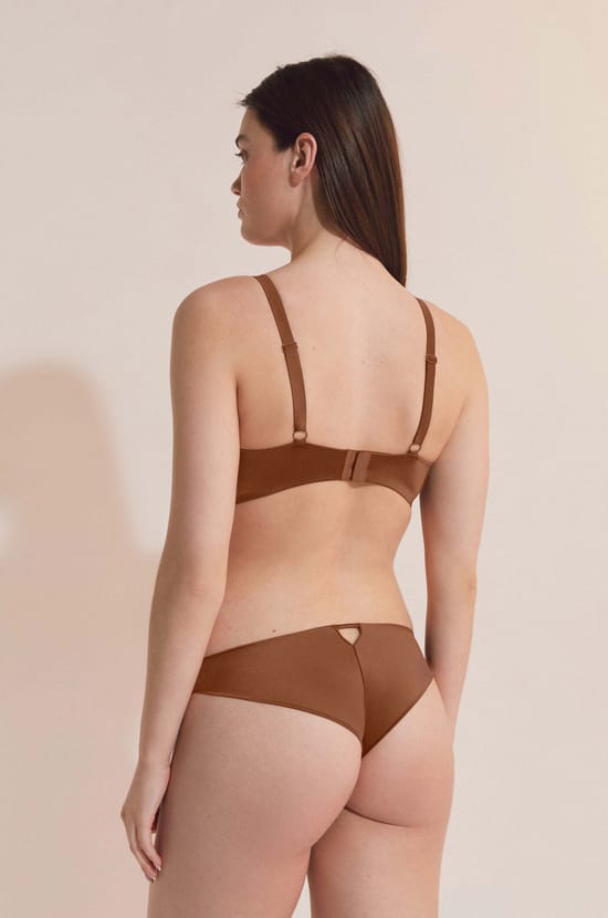 Wireless Triangle Bra;${refinementColor}