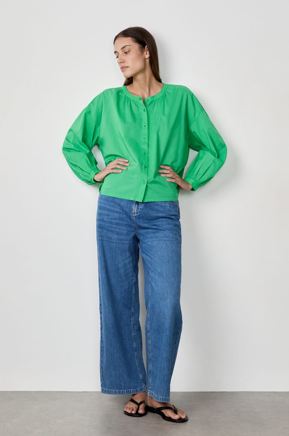 Long-sleeved cotton shirt;${refinementColor}