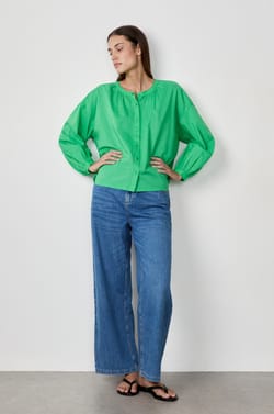 Long-sleeved cotton shirt;${refinementColor}