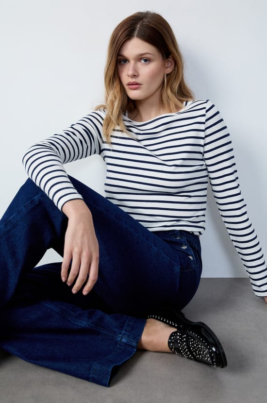 Long Sleeve T-Shirt;${refinementColor}