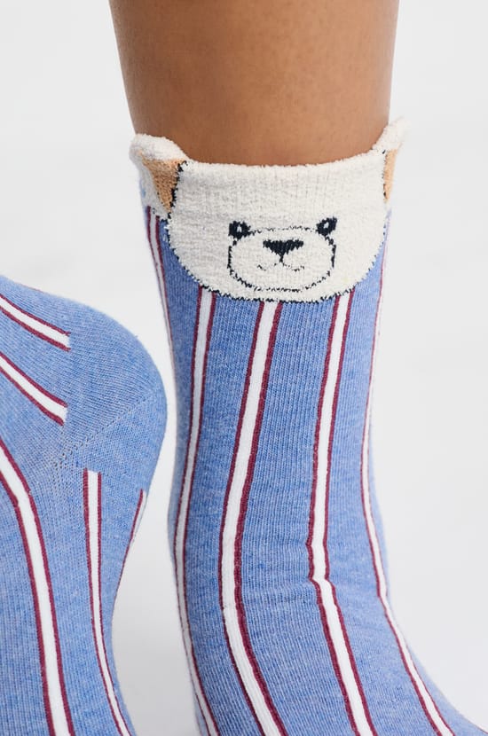 Ribbed patterned socks;${refinementColor}