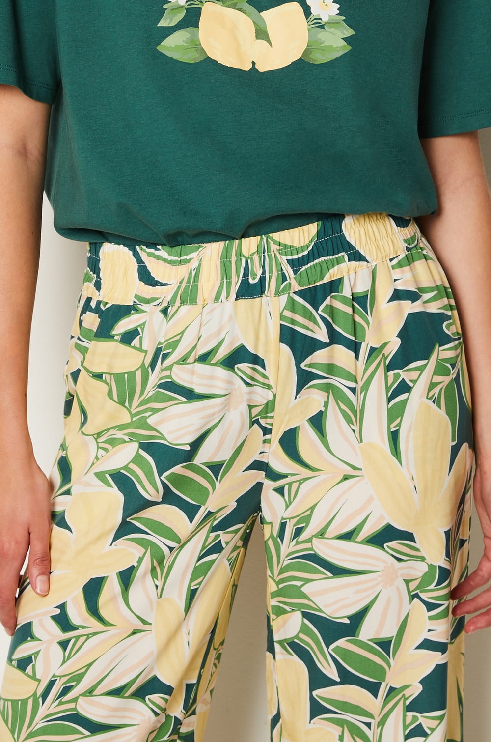 Floral 7/8 Pyjama Trousers;${refinementColor}