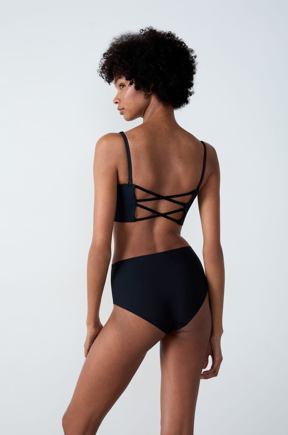 Bra - Lightly Lined Bustier;${refinementColor}