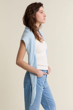 Foulard triangle en maille;${refinementColor}