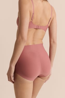 Push-up Brief in Microfibre;${refinementColor}