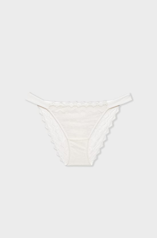 Culotte en dentelle;${refinementColor}