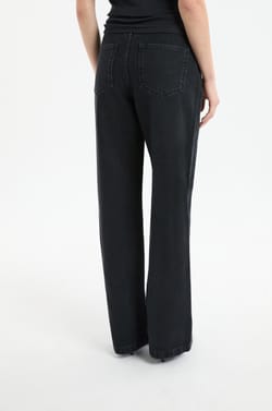 Jean large en coton;${refinementColor}