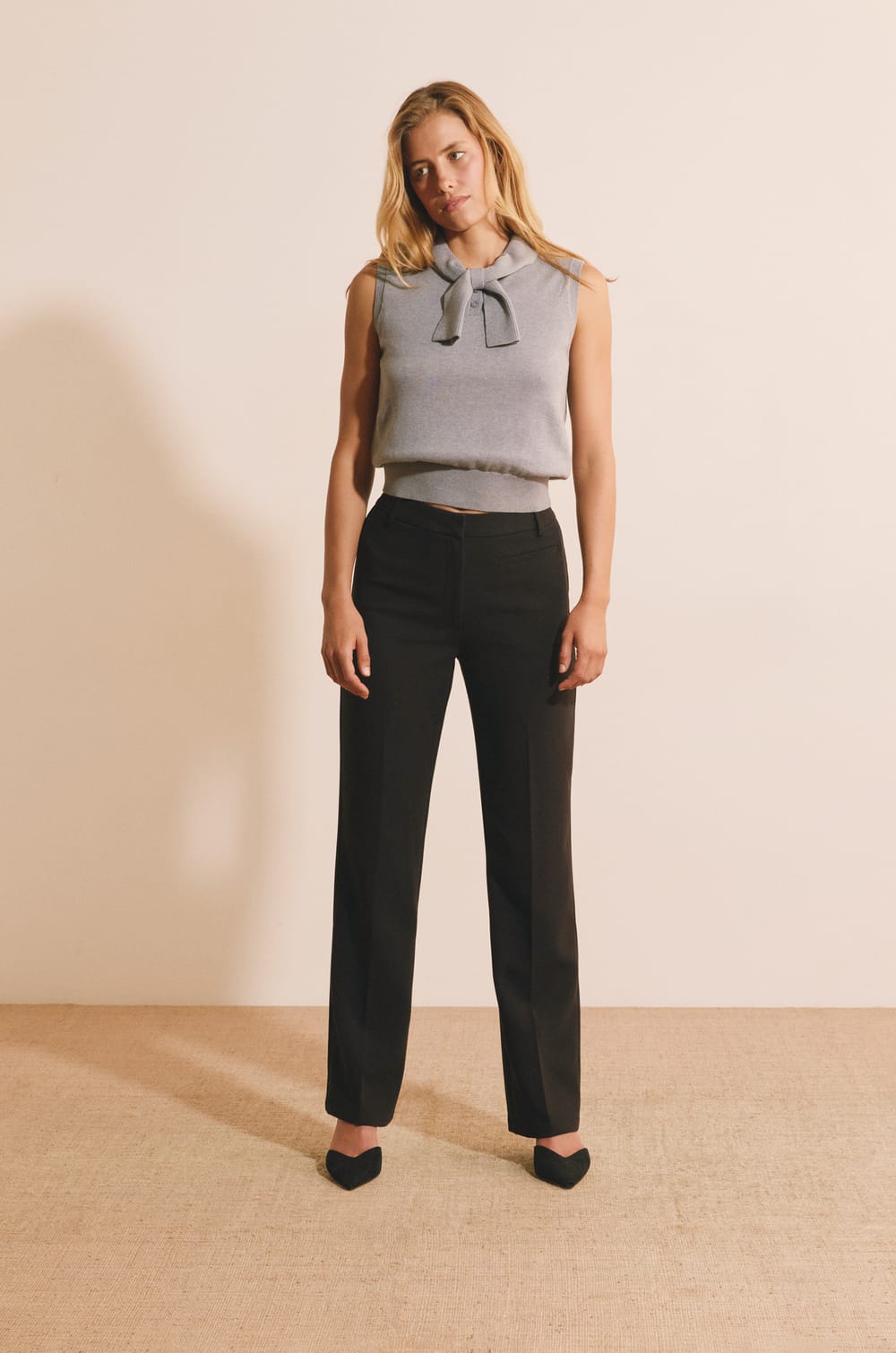 Pull sans manches avec lien &agrave; nouer en coton;${refinementColor}