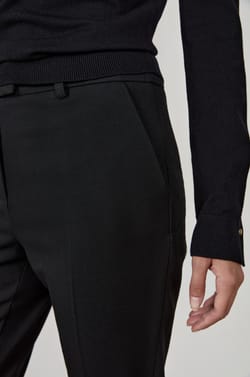 Trousers with a cigarette cut;${refinementColor}