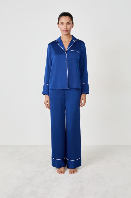 Chemise de pyjama manches longues satinée;${refinementColor}
