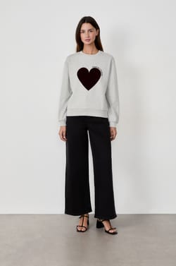 Heart print sweatshirt;${refinementColor}