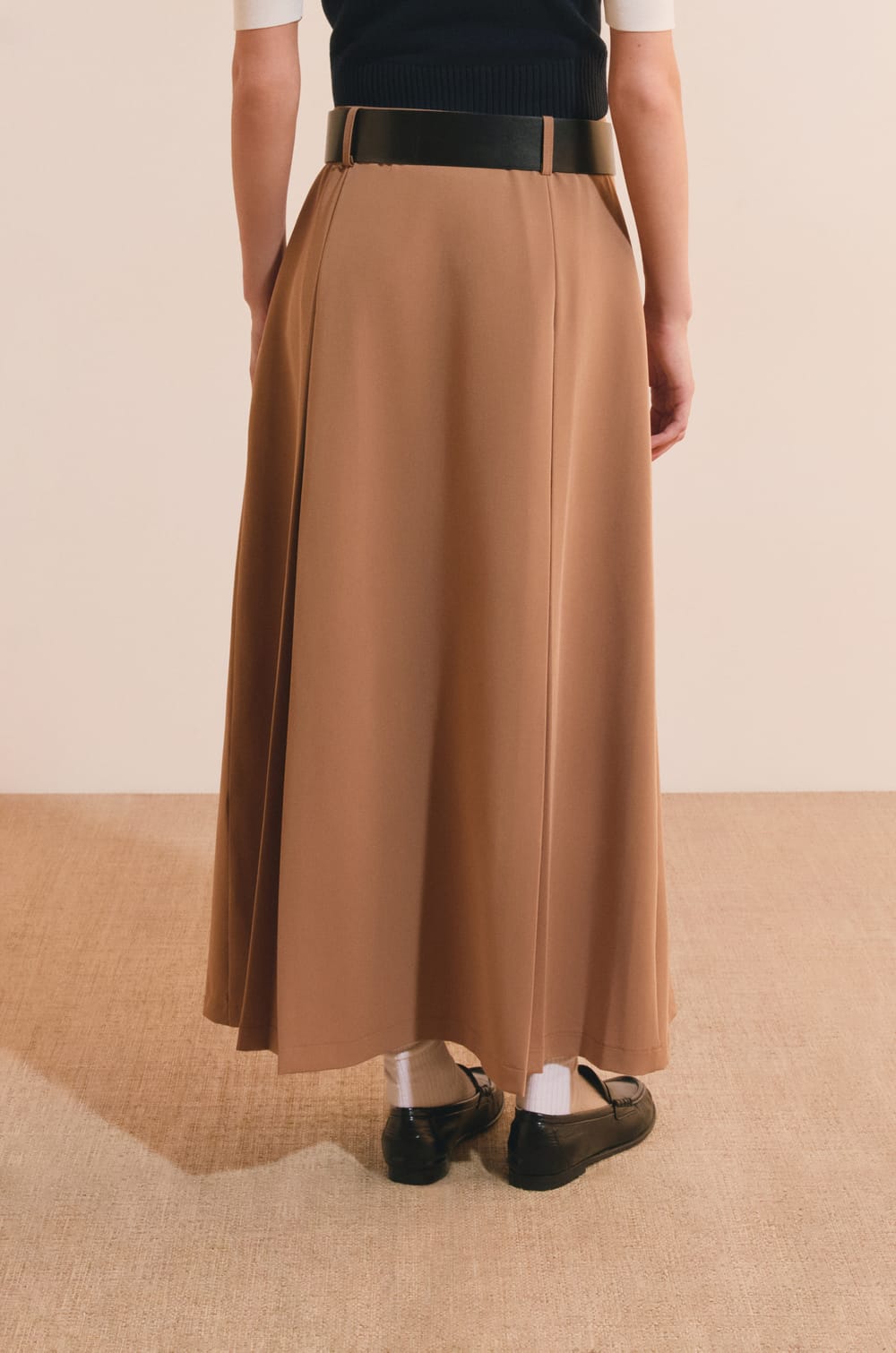 Jupe midi &agrave; pinces;${refinementColor}