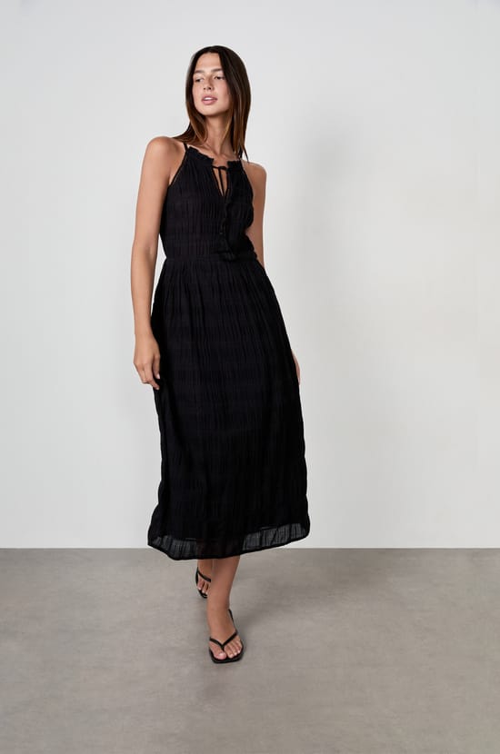 Robe longue textur&eacute;e;${refinementColor}