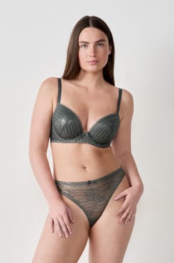 Bra No. 5 - The Lightly Lined Plunge Bra;${refinementColor}