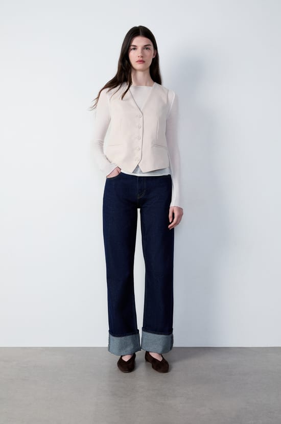 Gilet de costume sans manches;${refinementColor}