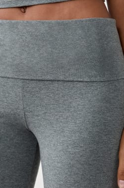 Pantal&oacute;n de pijama acampanado;${refinementColor}