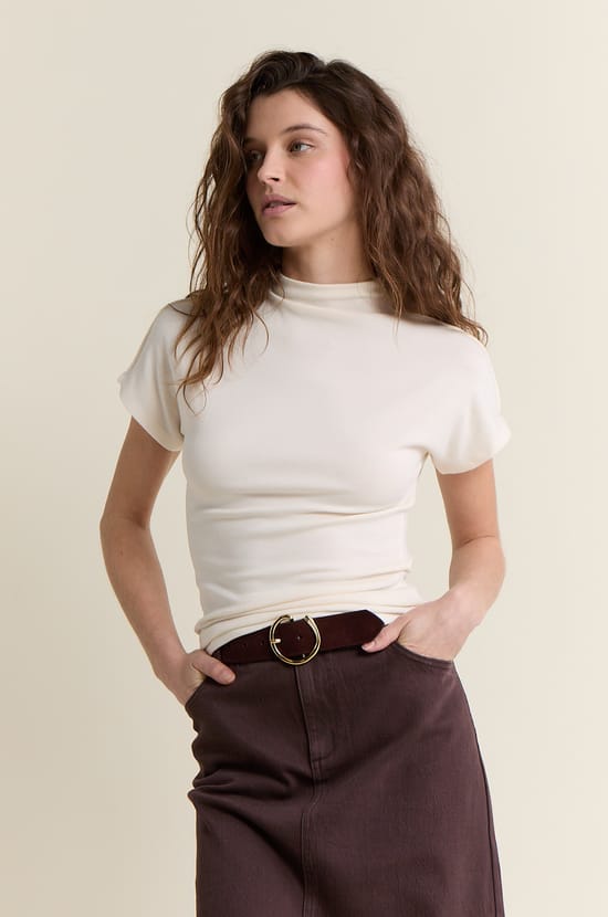 T-shirt &agrave; manches courtes &agrave; col montant;${refinementColor}