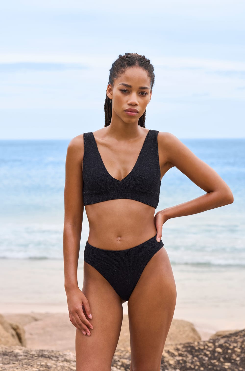 High-leg bikini bottom in stretchy glittery fabric;${refinementColor}