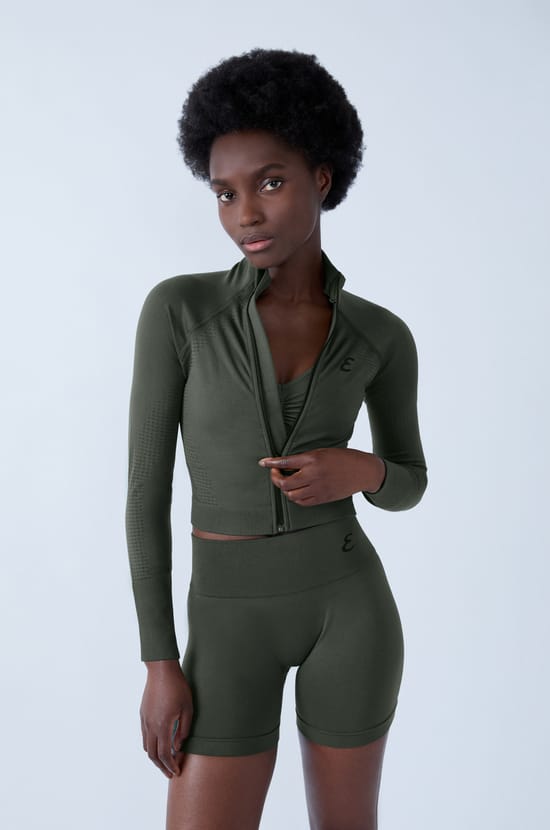 Long-Sleeved Sports Jacket;${refinementColor}