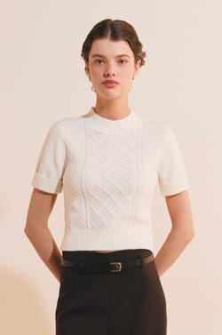 Pull manches courtes textur&eacute; en coton;${refinementColor}