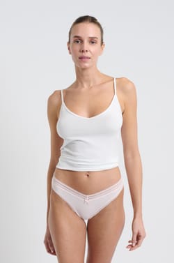 Tanga V-shape de microfibra y encaje;${refinementColor}